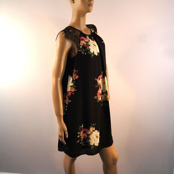 Bobeau Black Floral Shift Dress Womens Sz S Laced Shoulders Inverted Pleat Front - Picture 5 of 11
